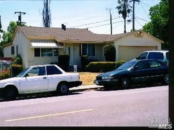 715 Gateway Dr, Vallejo, CA 94589