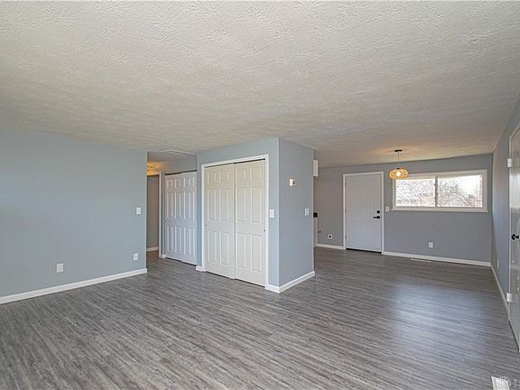 4th image of 4340 Mahler Dr