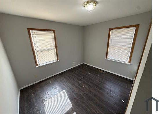 5th image of 10169 Winkler Dr