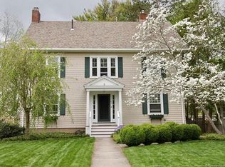 45 Outlook Ave, West Hartford, CT 06119