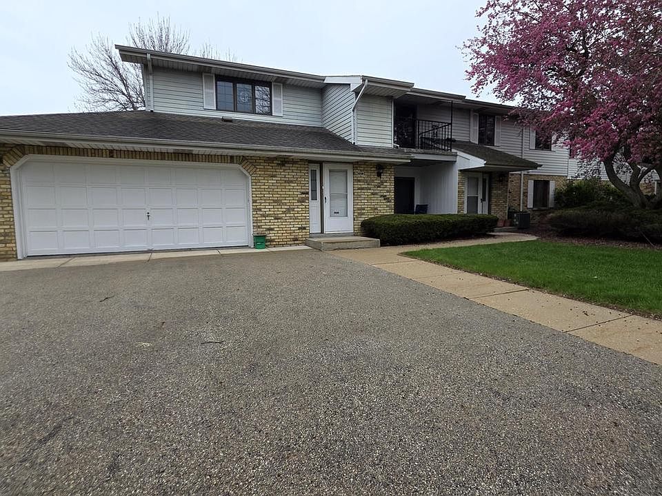 1st image of 1425 Sun Valley DRIVE #202