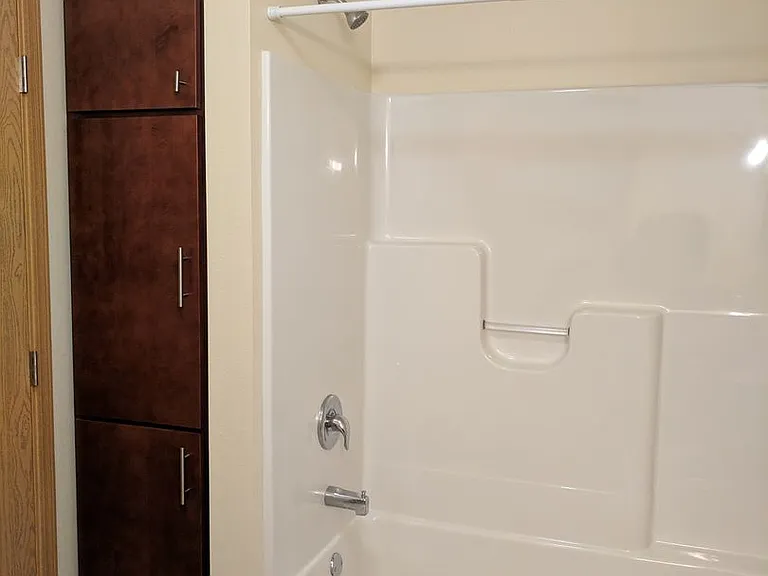 West Lake III Apartments — Photo 79