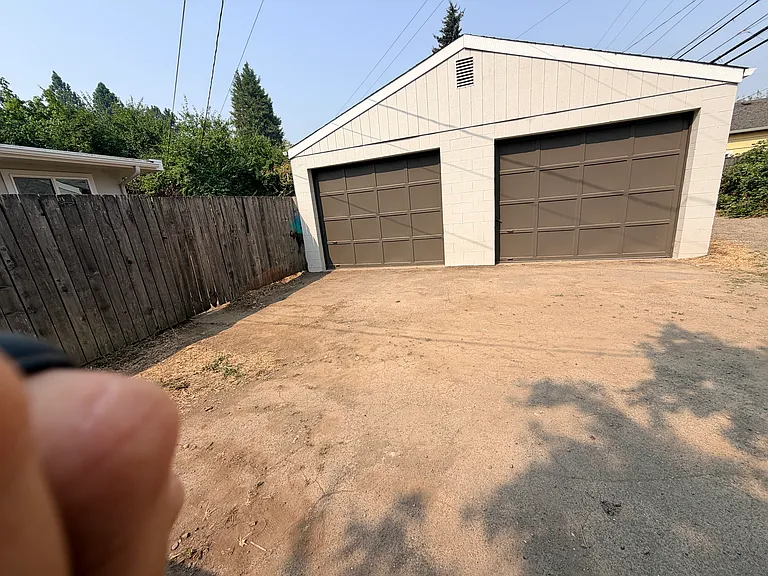1071 W 11th Ave #1 — Photo 14