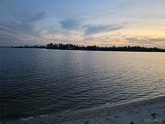 5th image of Plantation Dr