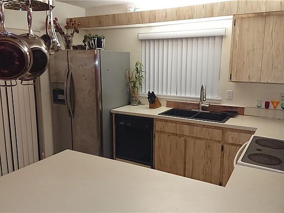 5th image of 15318 E Pond Woods Dr