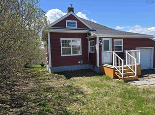 66 Oak St, Trenton, NS B0K 1X0