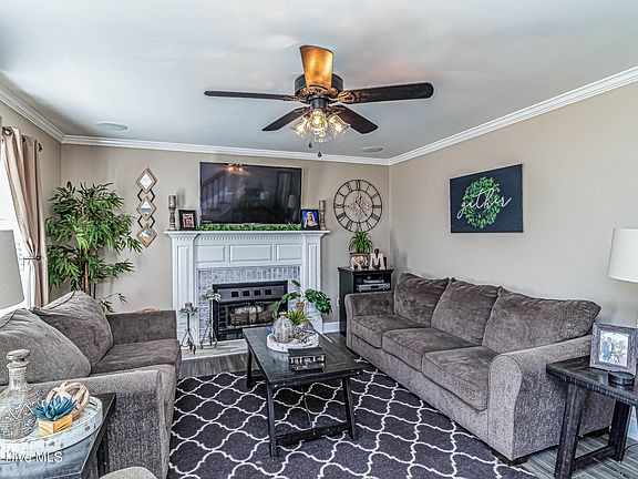 3rd image of 3256 Caroline Nicole Drive