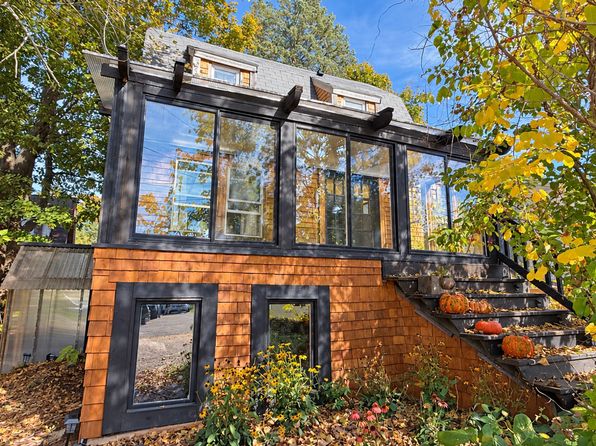 32 Bishop Ave