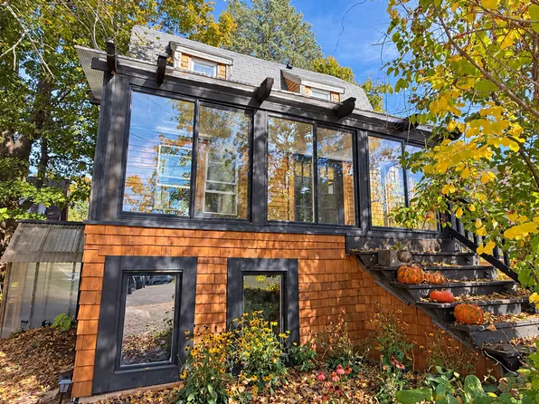 32 Bishop Ave, South Portland, ME 04106