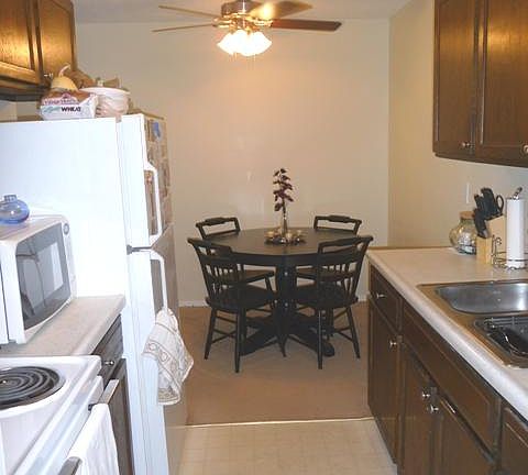 3rd image of 3811 W 31st St #302