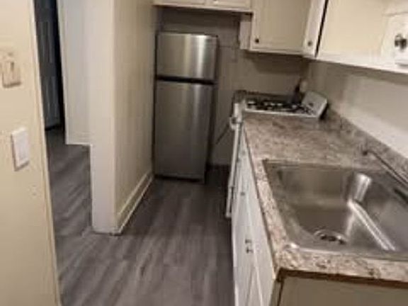 3rd image of 14 Park St