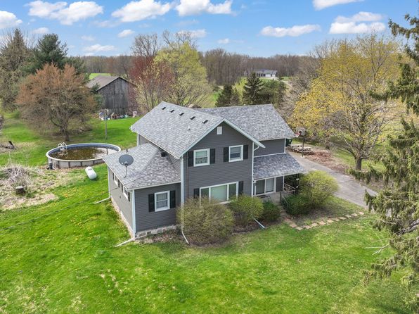 10639 Mason Rd, Fowlerville, MI 48836