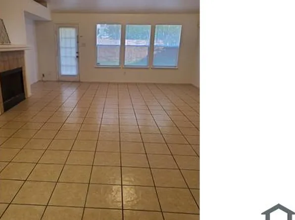 9035 Waving Fields Dr, Houston, TX 77064