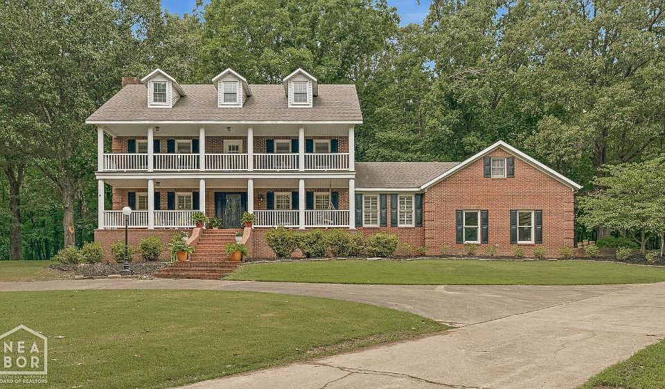 1st image of 4121 Damron Dr
