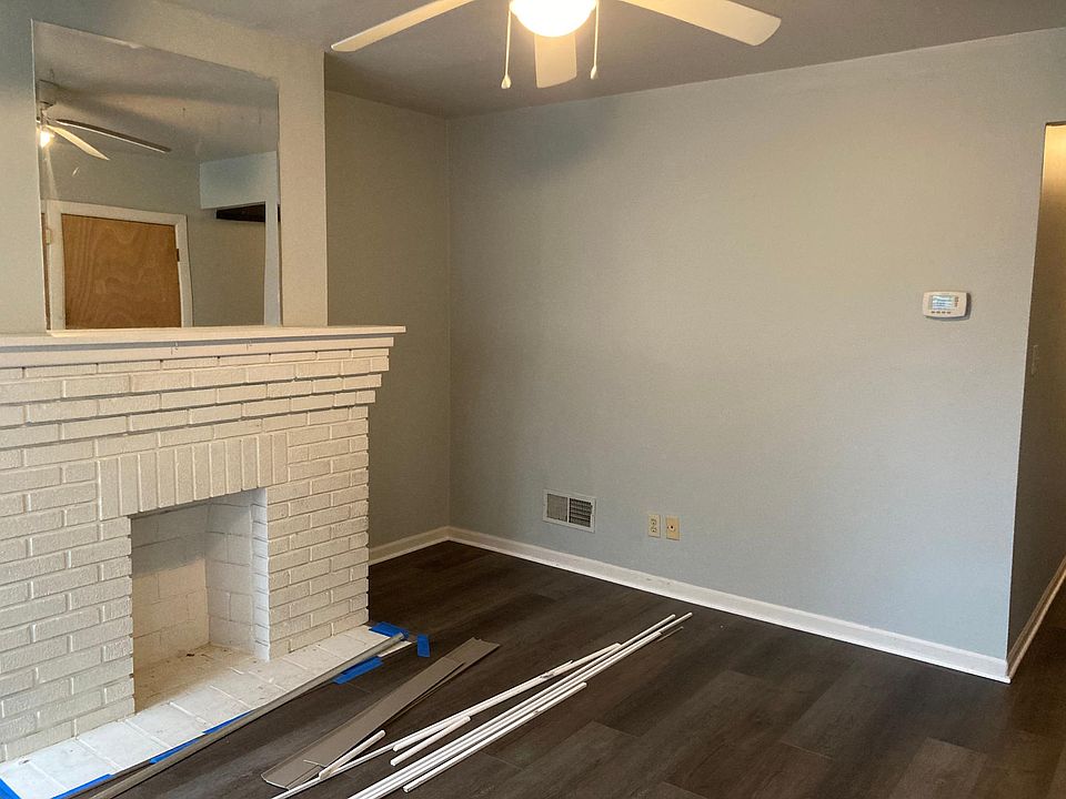 1st image of 154 Lundy St