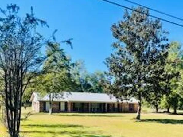 9021 Hollow Brook Rd, Moss Point, MS 39562