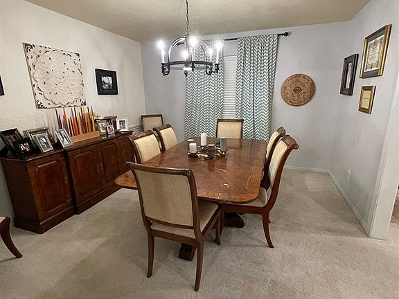 3rd image of 5935 Oleander Dr