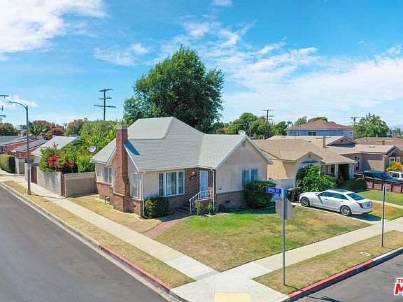 3rd image of 8855 S Wilton Pl