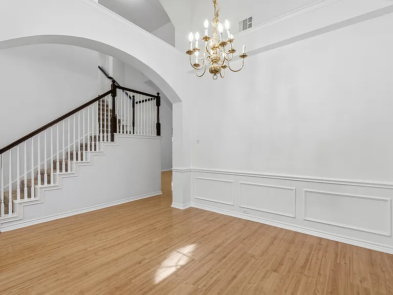 12945 Peach Tree Way — Photo 14