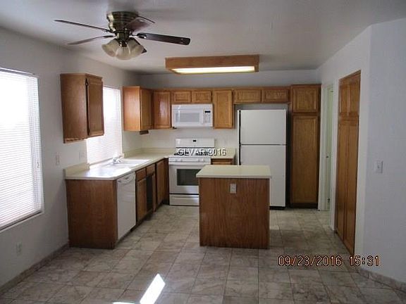4th image of 1476 Angel Falls St #0