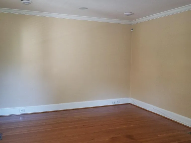 1125 Fontaine Rd — Photo 4