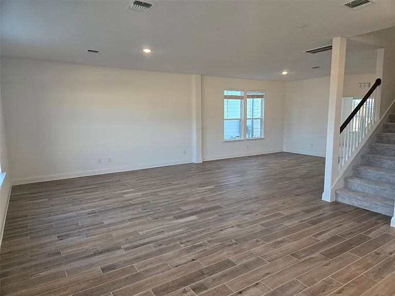 408 Acuff Ln — Photo 15