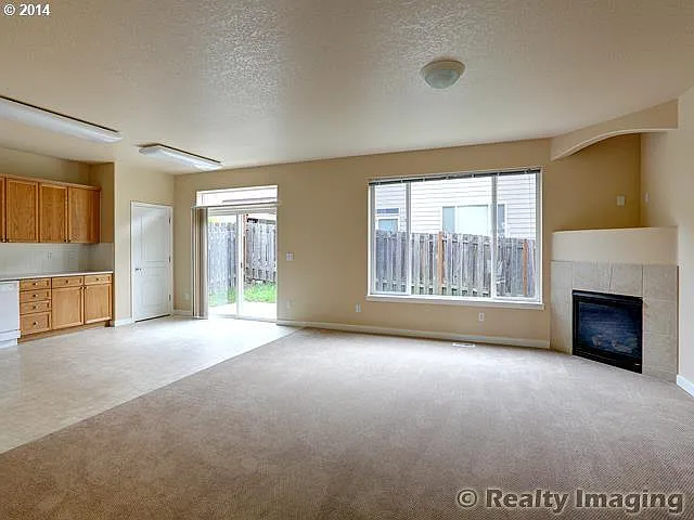 196 NW 209th Ave — Photo 2