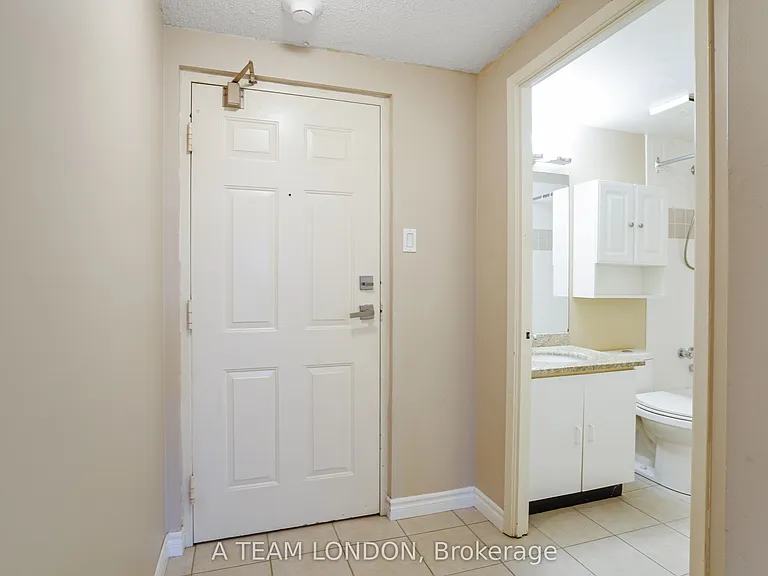 155 Kent St #407 — Photo 4