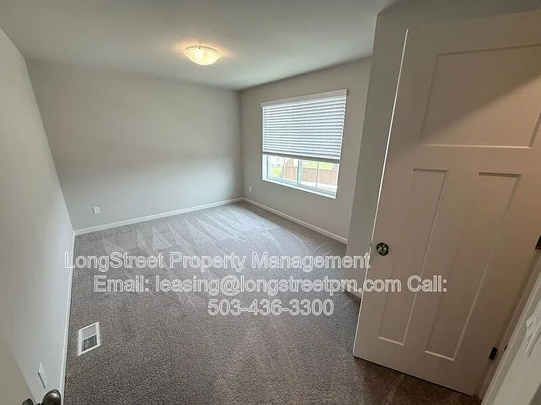5954 Henshaw St SE — Photo 30