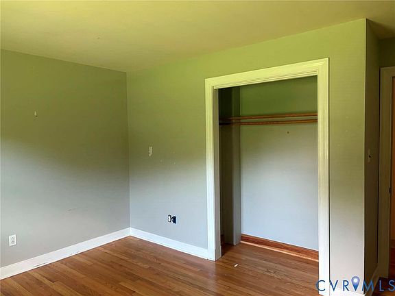 5th image of 8319 Orchard Ln