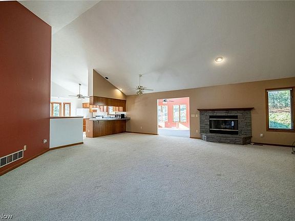 5th image of 6175 2nd Ave