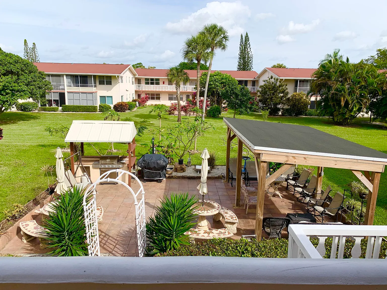 2 bed, 1.0 bath, 756 sqft, $1,475 — Photo 1