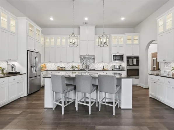 73 Madrone Terrace Pl, Tomball, TX 77375