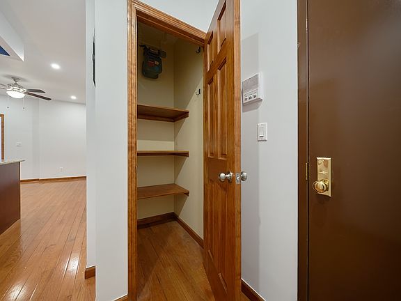 4th image of 563 W 184th St APT 2E