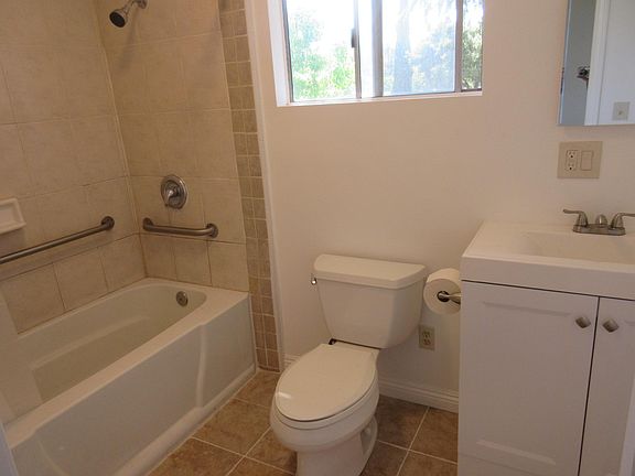 2nd image of 2314 Langdale Ave #A