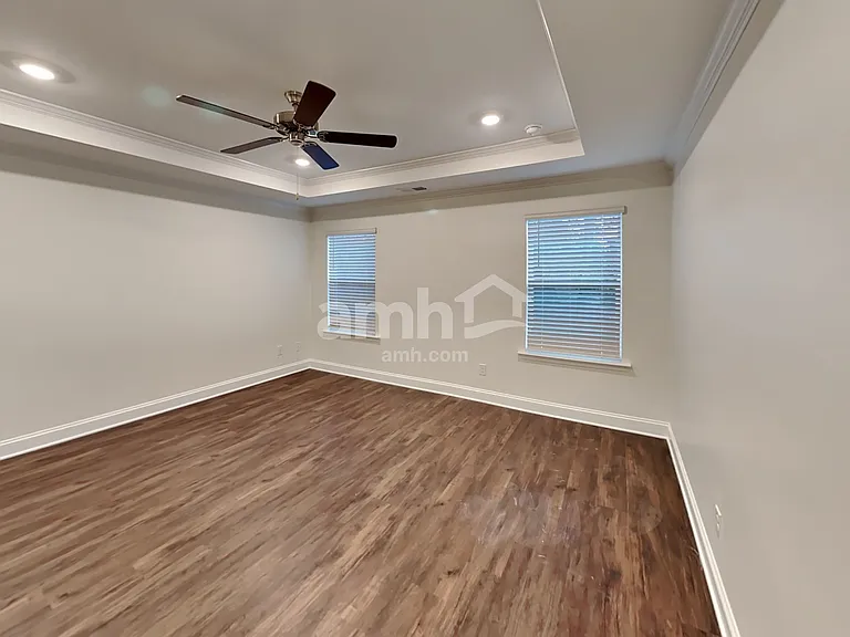 549 Rivermist Dr — Photo 8