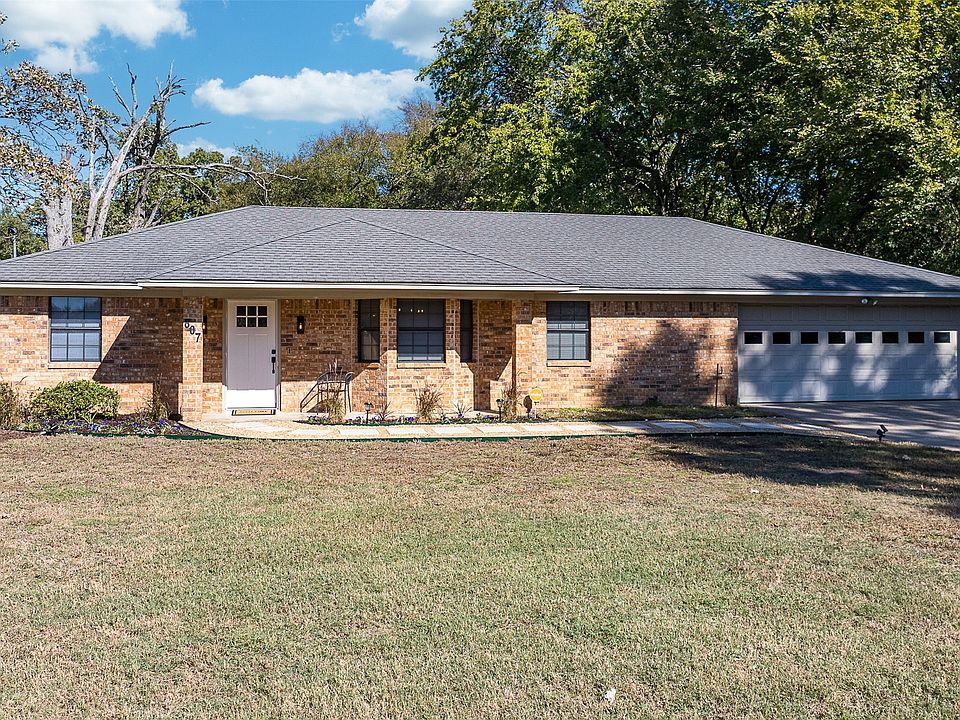 トップス #HOUSESET E50 E953 538 E Massey St, Athens, TX 75751 | MLS #21137669 | Zillow