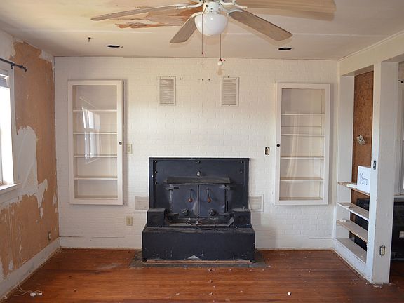 3rd image of 209 W Buena Vista Ave