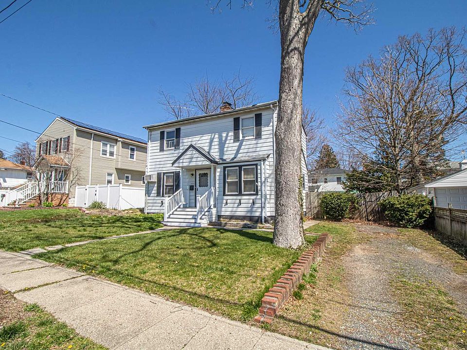 1st image of 2559 8th St