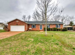 137 Islandia Dr, Nashville, TN 37217