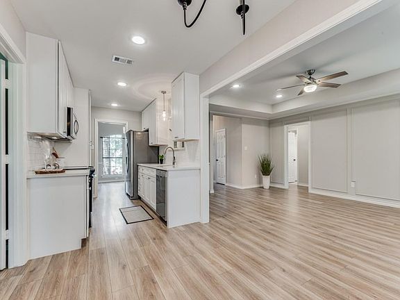 2nd image of 2129 N Aspenwood Dr