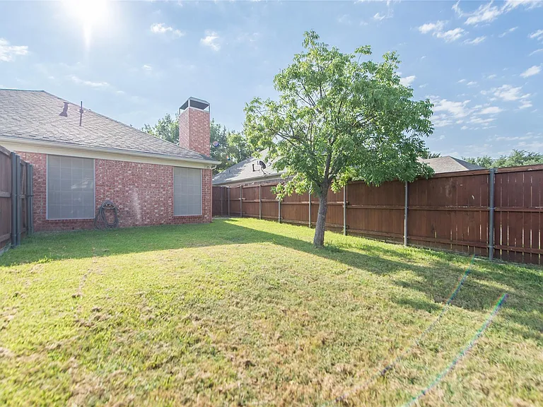 334 Touchdown Dr — Photo 31
