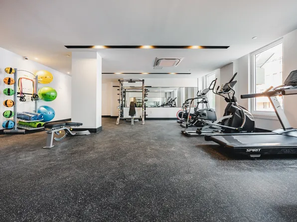 26 Quincy Street image 12 of 13