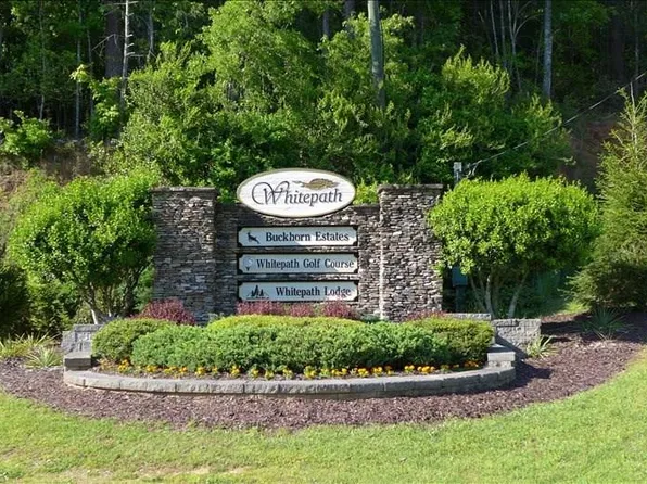 272 Seneca Dr, Ellijay, GA 30540