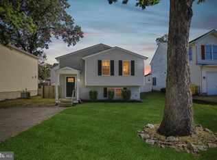 7835 Catherine Ave, Pasadena, MD