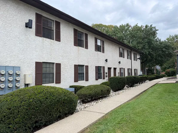 159 W Main St APT 4, Emmaus, PA 18049
