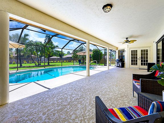 4th image of 2282 NE Marlberry Lane