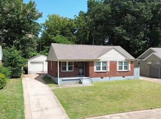 574 Waring Rd, Memphis, TN 38122