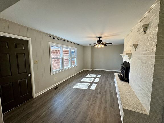2nd image of 804 Hereford Dr