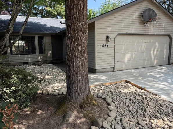 11884 SW Morning Hill Dr, Tigard, OR 97223